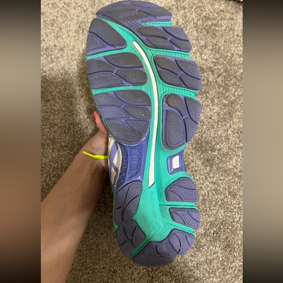 Women ASICS - Picture 3 of 5